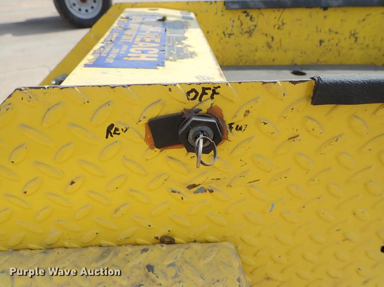 image for item DF8880 Columbia Parcar cart