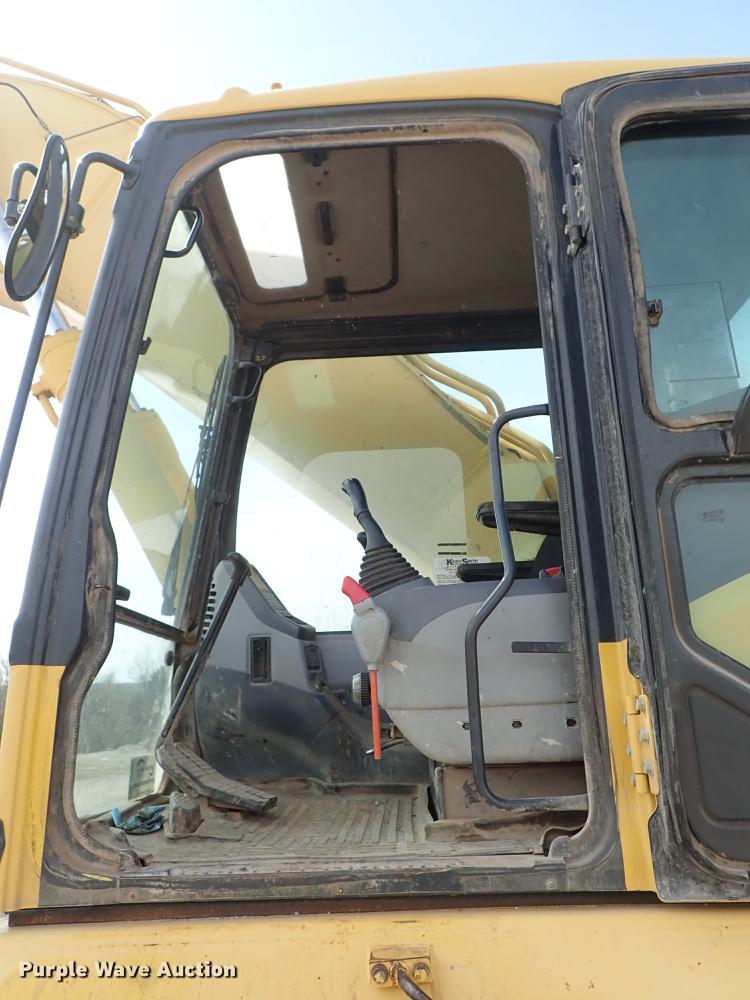 image for item DF8891 2006 Komatsu PC400LC-7EO excavator