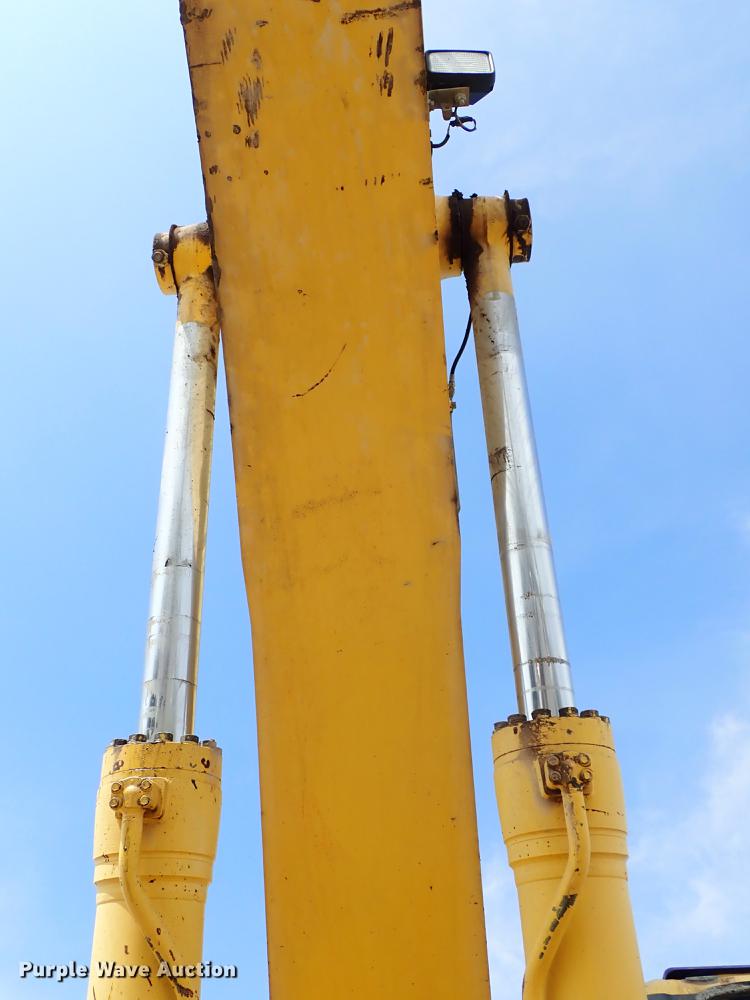 image for item DF8891 2006 Komatsu PC400LC-7EO excavator