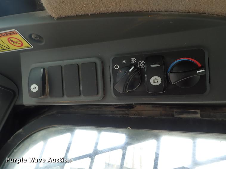 image for item DF8893 2008 Caterpillar 289C skid steer