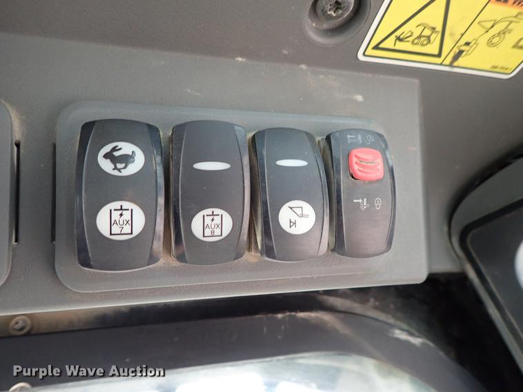 image for item DF8893 2008 Caterpillar 289C skid steer