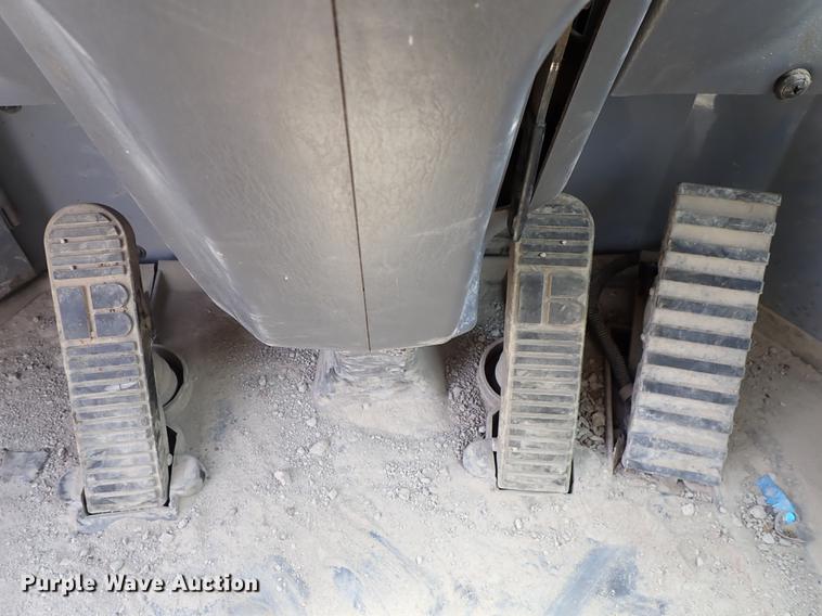 image for item DF8894 2010 Komatsu WA500-6 wheel loader