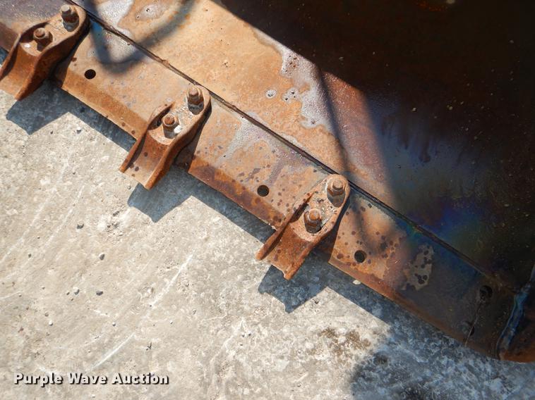 image for item DG0947 2013 Takeuchi TL10 skid steer