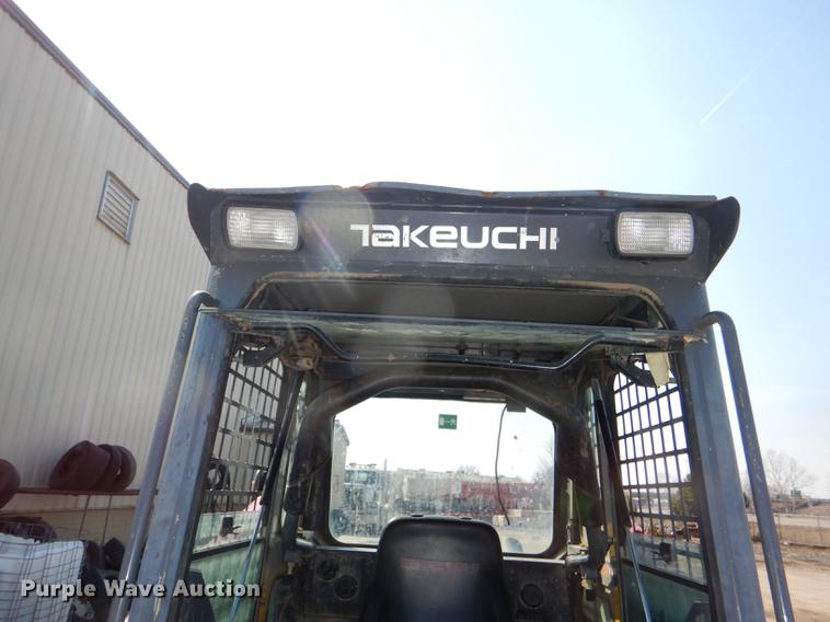 image for item DG0947 2013 Takeuchi TL10 skid steer