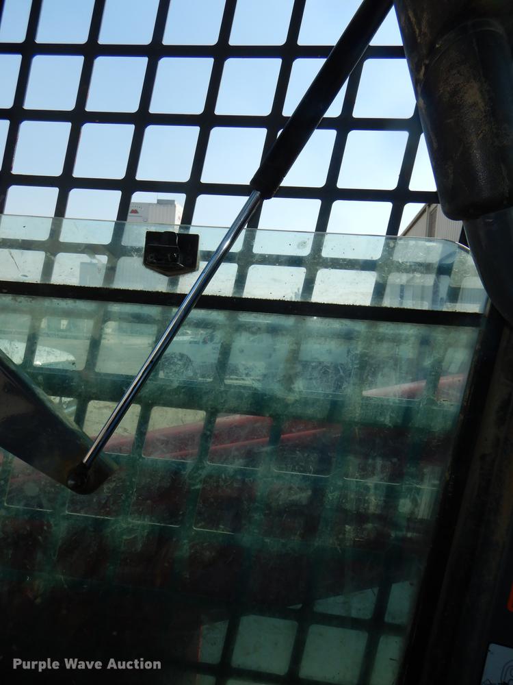 image for item DG0947 2013 Takeuchi TL10 skid steer