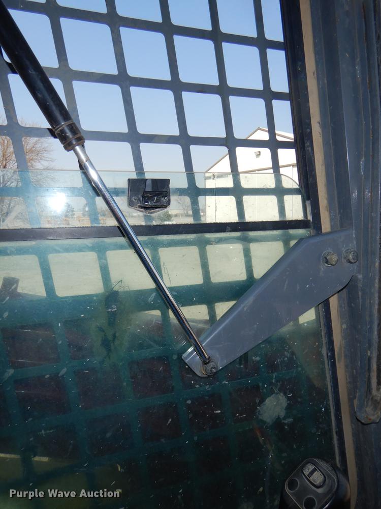 image for item DG0947 2013 Takeuchi TL10 skid steer