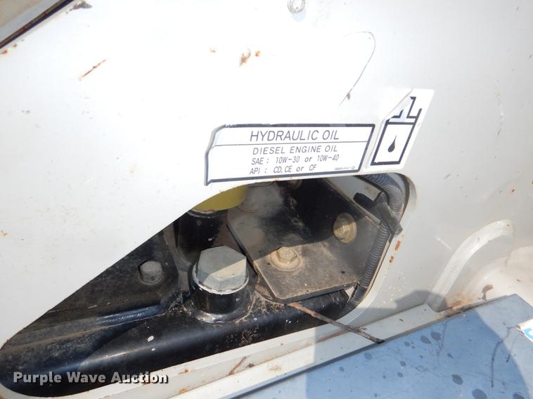 image for item DG0947 2013 Takeuchi TL10 skid steer