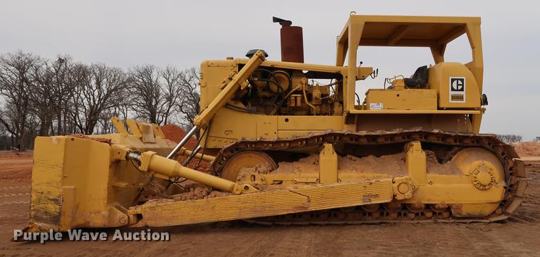 image for item DG3395 1971 Caterpillar D9G dozer