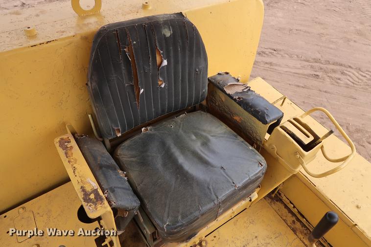 image for item DG3395 1971 Caterpillar D9G dozer