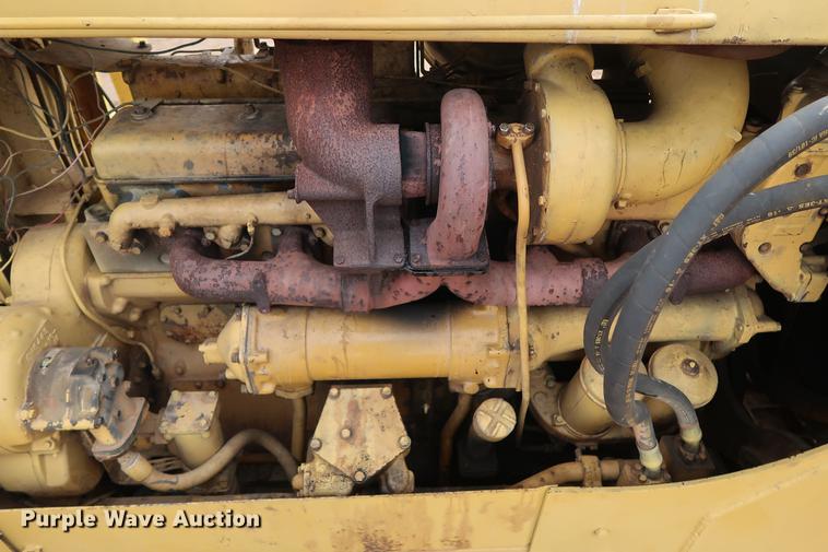 image for item DG3395 1971 Caterpillar D9G dozer