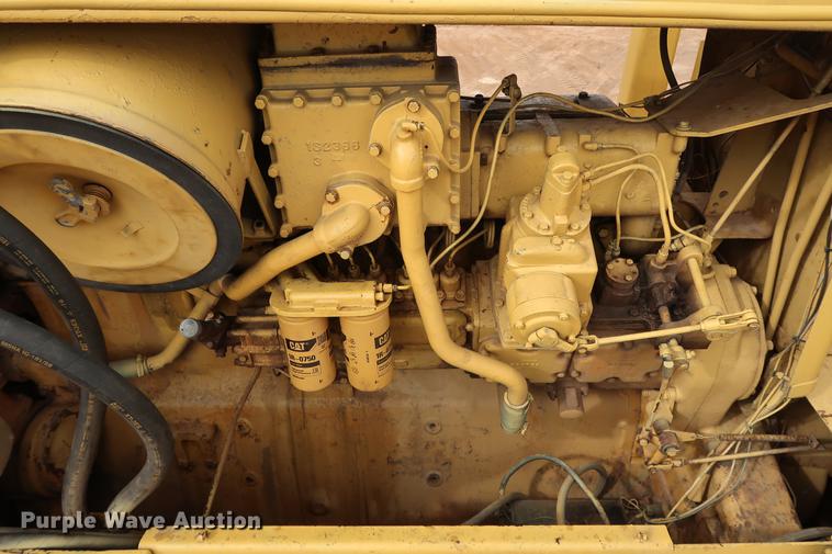 image for item DG3395 1971 Caterpillar D9G dozer