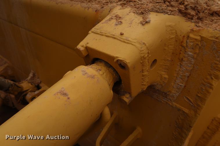 image for item DG3395 1971 Caterpillar D9G dozer