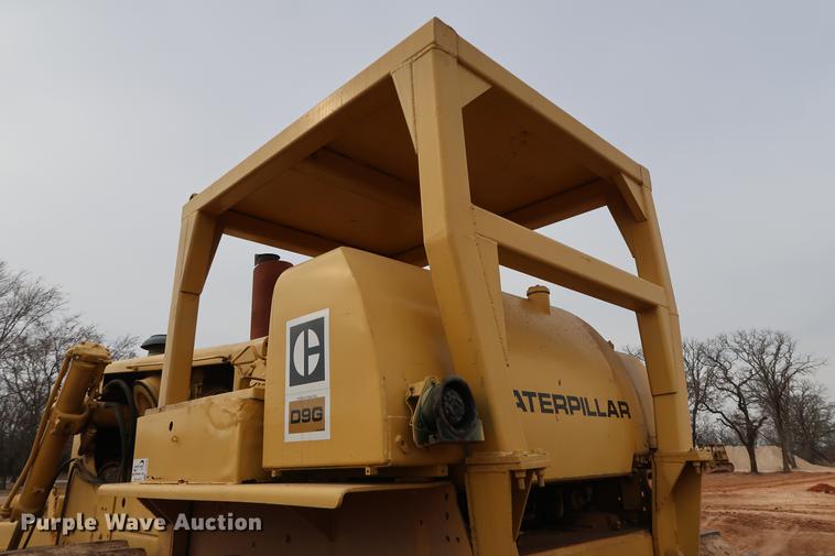 image for item DG3395 1971 Caterpillar D9G dozer
