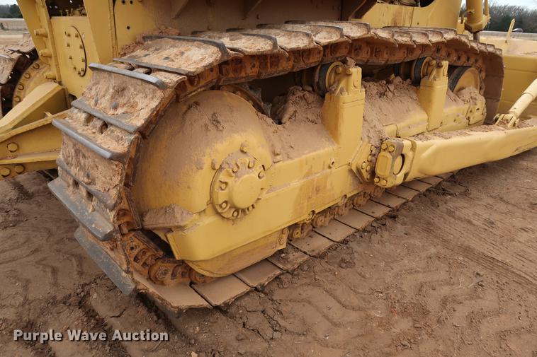 image for item DG3395 1971 Caterpillar D9G dozer