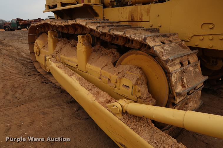 image for item DG3395 1971 Caterpillar D9G dozer