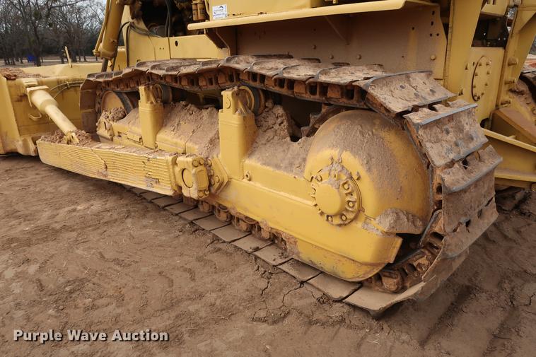 image for item DG3395 1971 Caterpillar D9G dozer