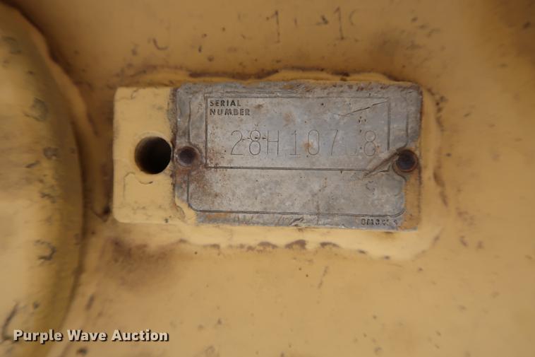 image for item DG3395 1971 Caterpillar D9G dozer