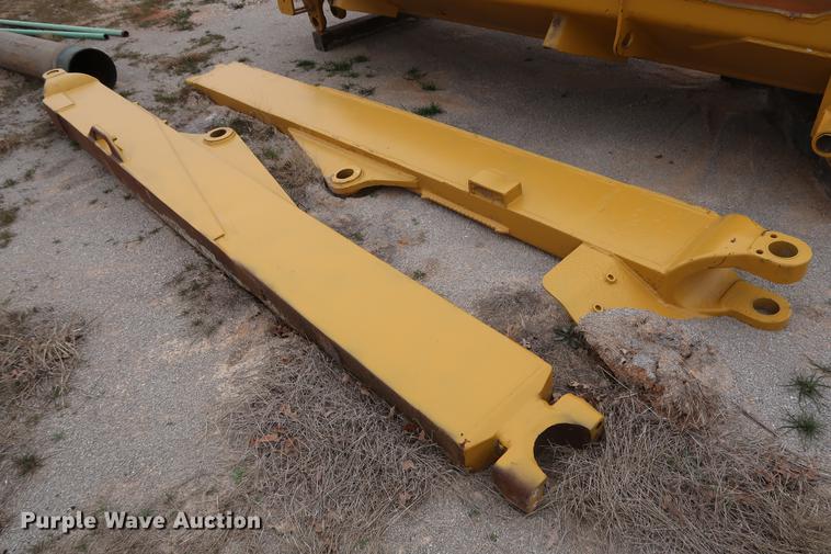 image for item DG3397 Caterpillar D9 S blade assembly