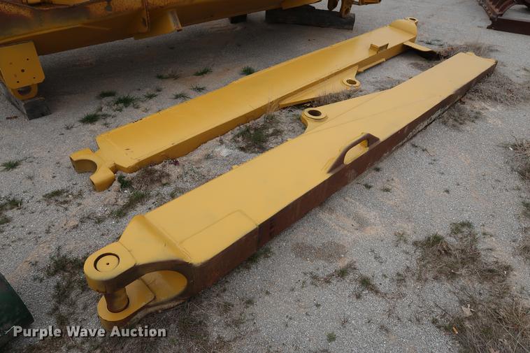 image for item DG3397 Caterpillar D9 S blade assembly