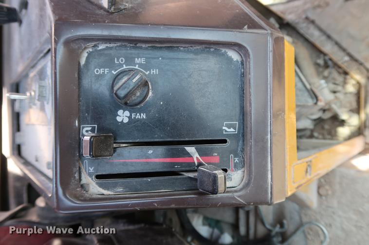 image for item DG3403 1993 Komatsu WA450-2 wheel loader