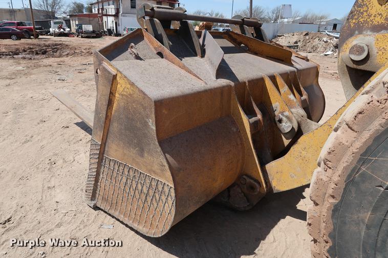 image for item DG3403 1993 Komatsu WA450-2 wheel loader