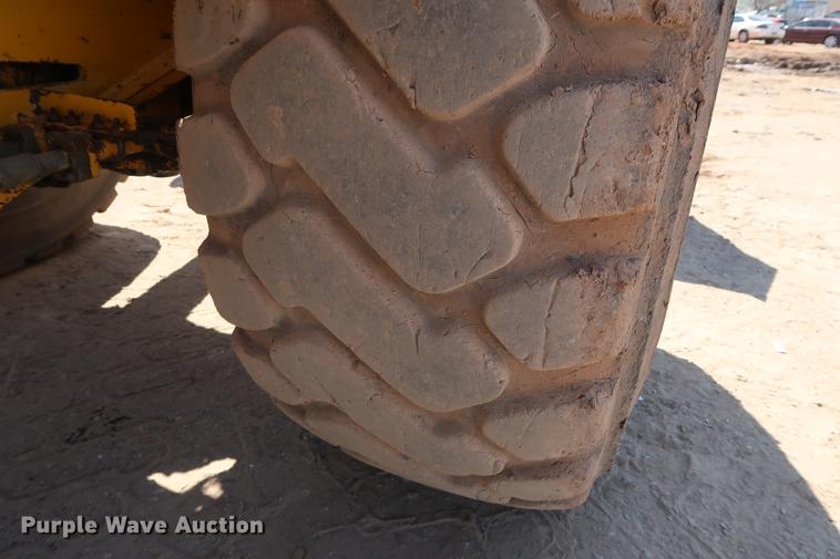 image for item DG3403 1993 Komatsu WA450-2 wheel loader