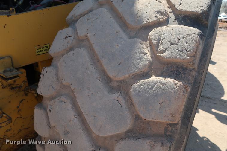 image for item DG3403 1993 Komatsu WA450-2 wheel loader