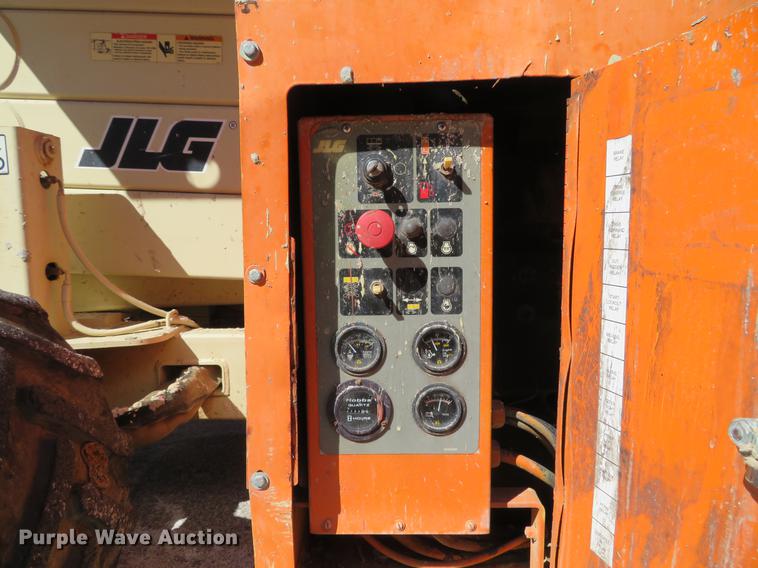 image for item DG3912 2001 JLG 40RTS scissor lift