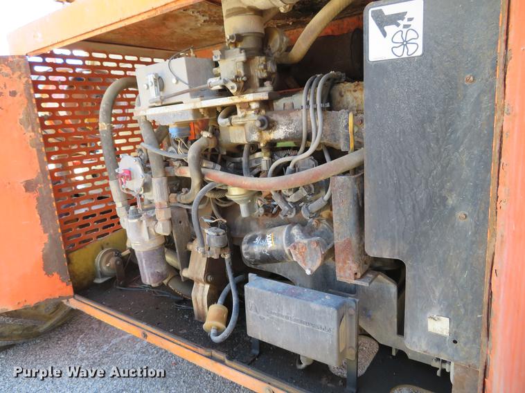 image for item DG3912 2001 JLG 40RTS scissor lift