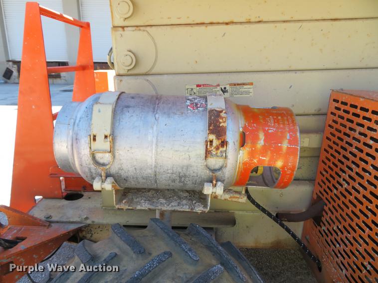 image for item DG3912 2001 JLG 40RTS scissor lift