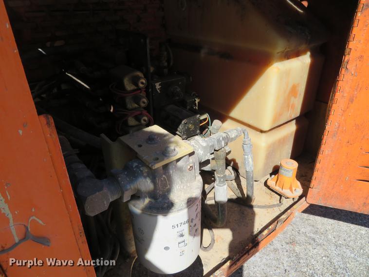 image for item DG3912 2001 JLG 40RTS scissor lift