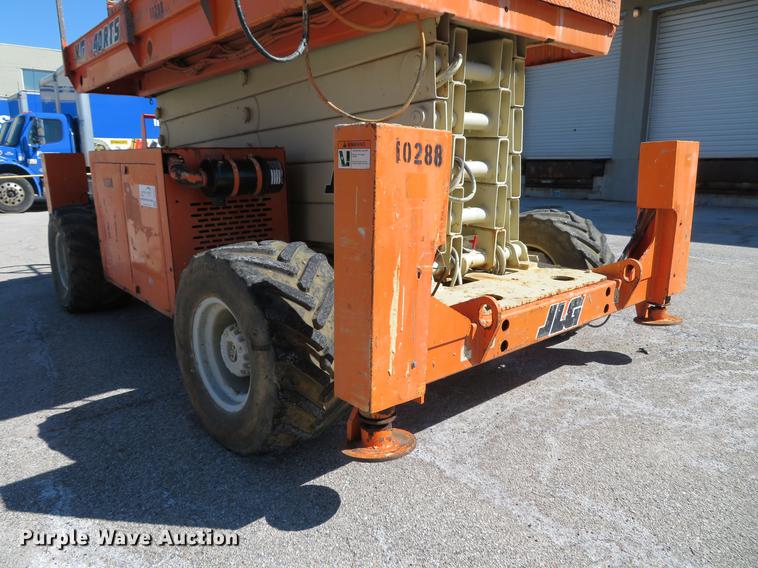 image for item DG3912 2001 JLG 40RTS scissor lift
