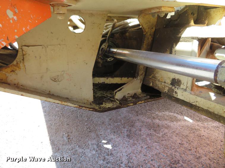 image for item DG3912 2001 JLG 40RTS scissor lift