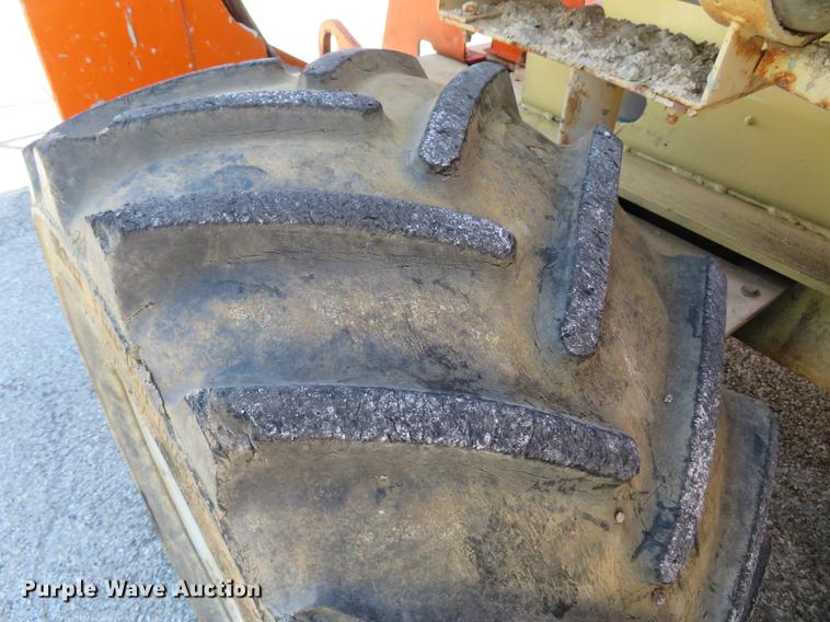 image for item DG3912 2001 JLG 40RTS scissor lift