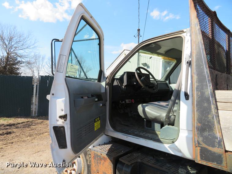image for item DG3914 1993 GMC TopKick C5500 dump flatbed truck