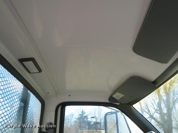 image for item DG3914 1993 GMC TopKick C5500 dump flatbed truck