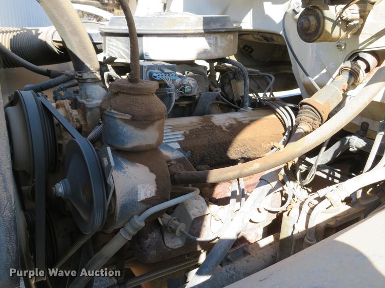 image for item DG3914 1993 GMC TopKick C5500 dump flatbed truck