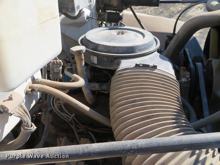 image for item DG3914 1993 GMC TopKick C5500 dump flatbed truck