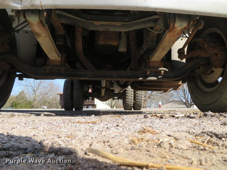 image for item DG3914 1993 GMC TopKick C5500 dump flatbed truck