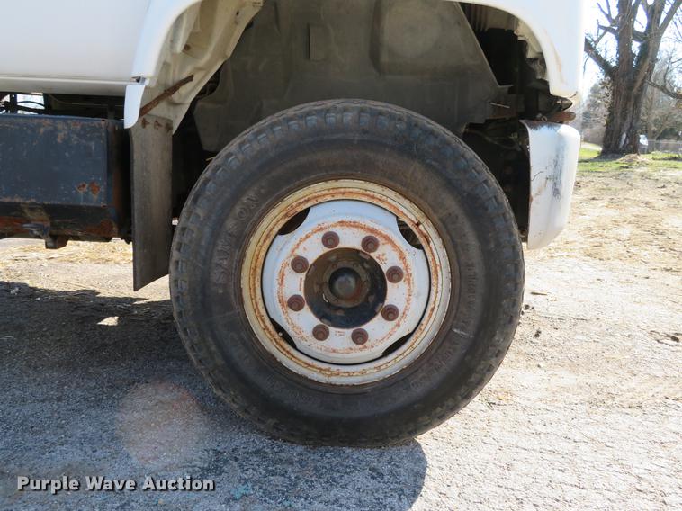 image for item DG3914 1993 GMC TopKick C5500 dump flatbed truck