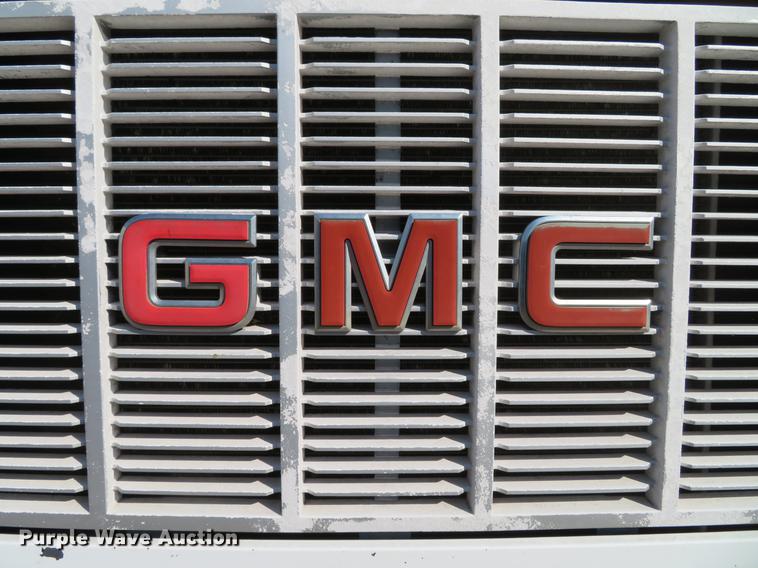 image for item DG3914 1993 GMC TopKick C5500 dump flatbed truck