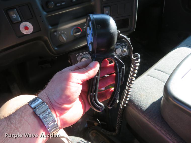 image for item DG3939 2006 GMC C4500 dump truck