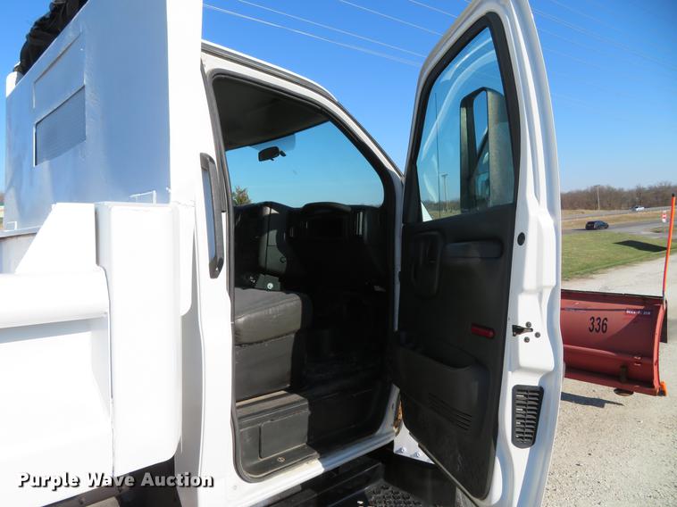 image for item DG3939 2006 GMC C4500 dump truck