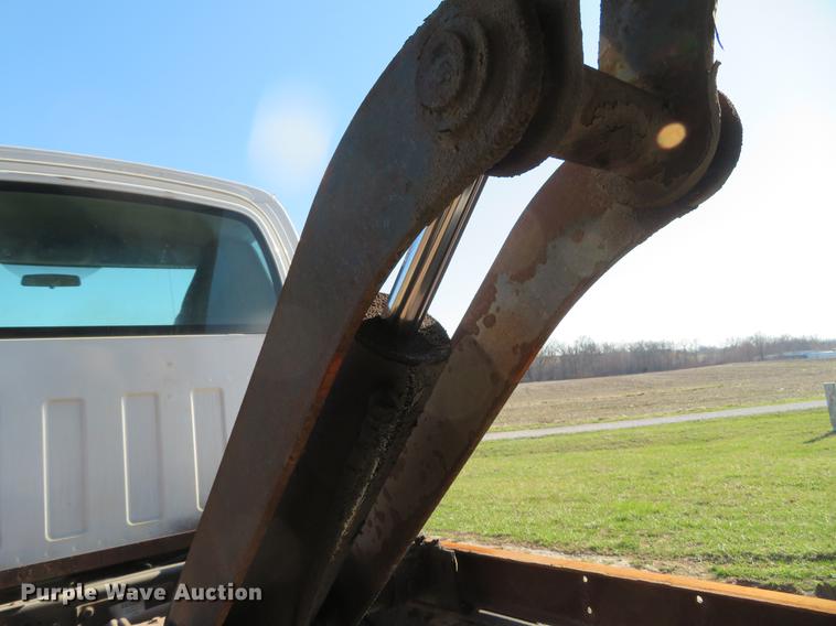 image for item DG3939 2006 GMC C4500 dump truck