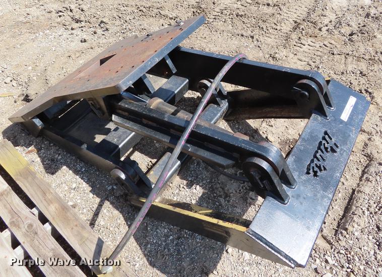 image for item DI9416 Henke motor grader lift group