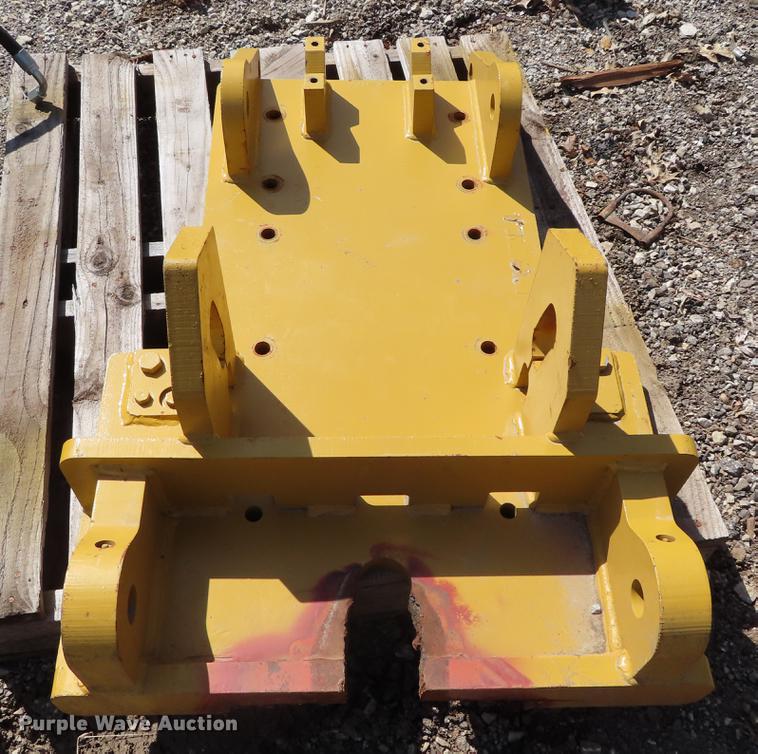 image for item DI9416 Henke motor grader lift group