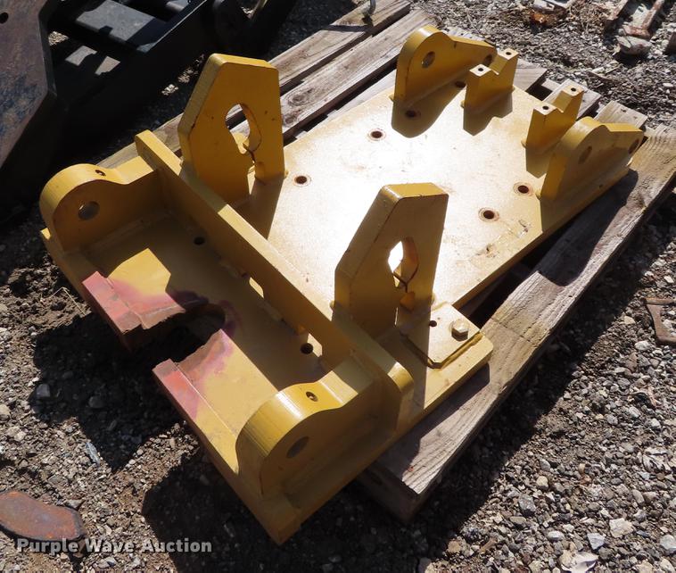 image for item DI9416 Henke motor grader lift group