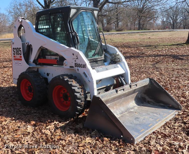 image for item DN9044 2005 Bobcat S185 skid steer