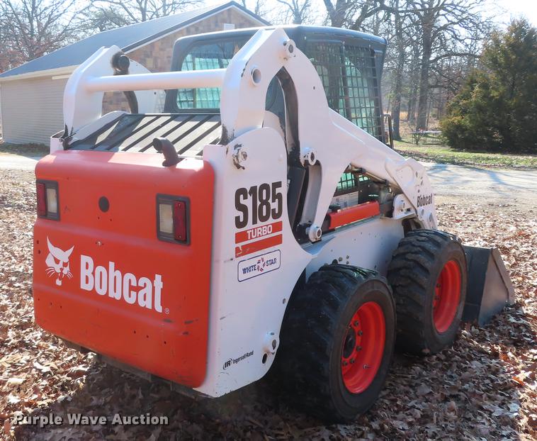 image for item DN9044 2005 Bobcat S185 skid steer