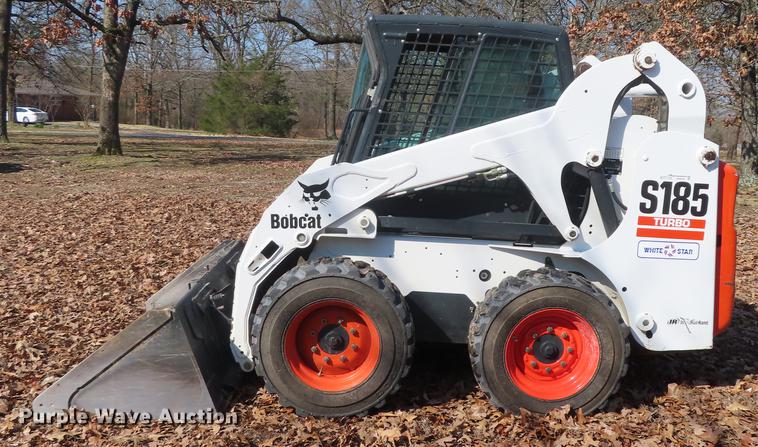 image for item DN9044 2005 Bobcat S185 skid steer